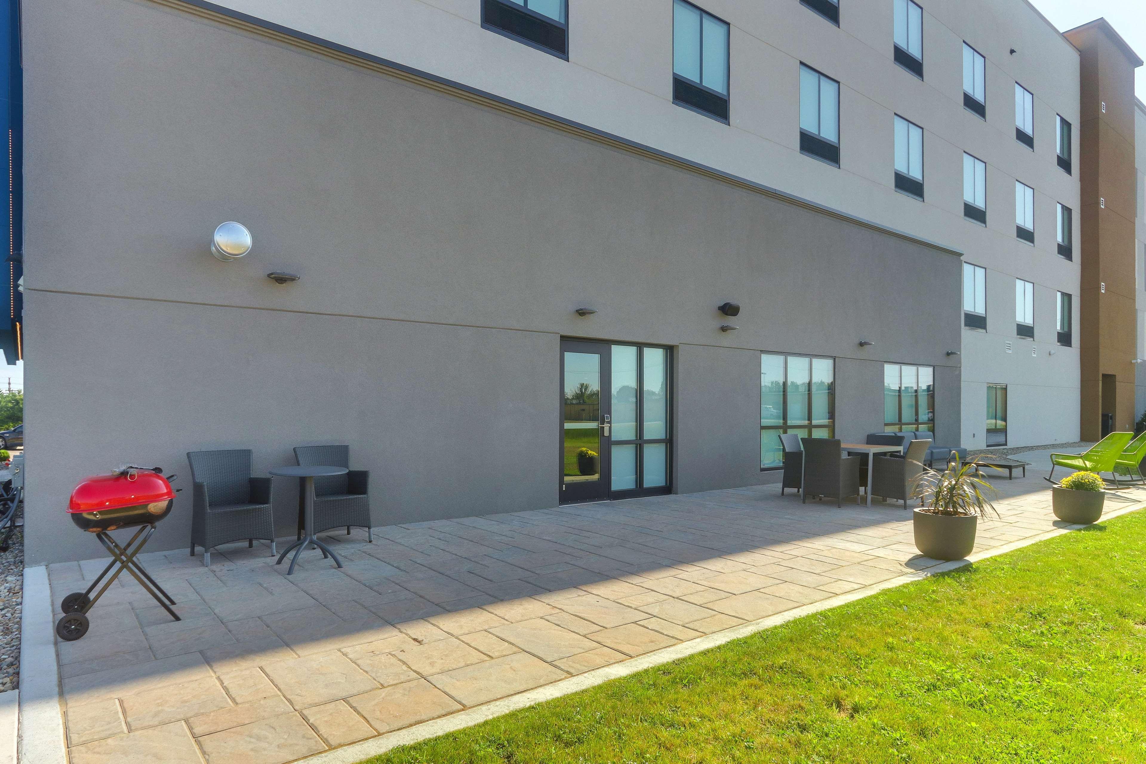 Hampton Inn Lebanon, In Exterior photo